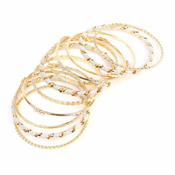GOLD MULTI LAYER BANGLE BRACELET - Picture 3 of 6